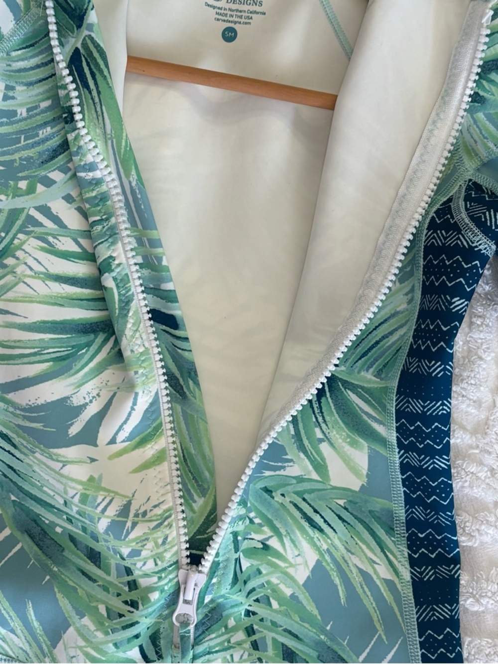 🌺Carve Designs One-Piece Rash Guard Swimsuit - White Palm🌴 - Picture 16 of 16